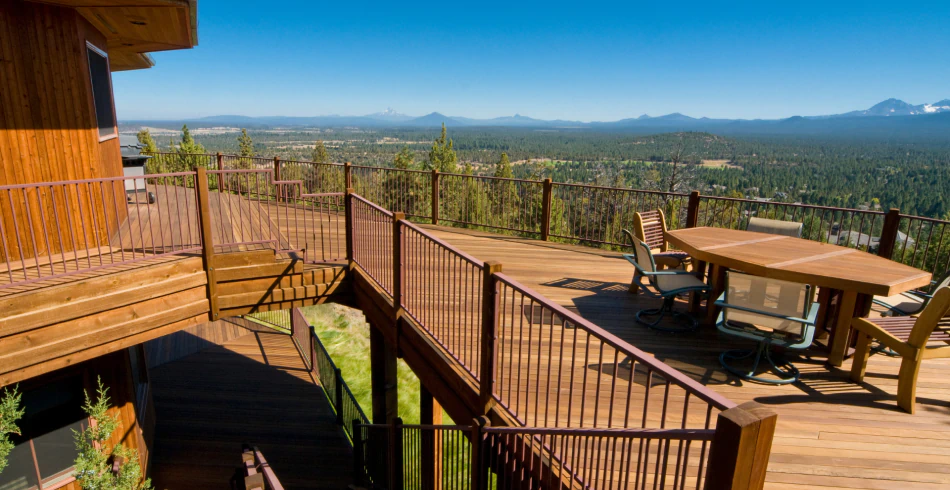 Deck Construction Services (1)